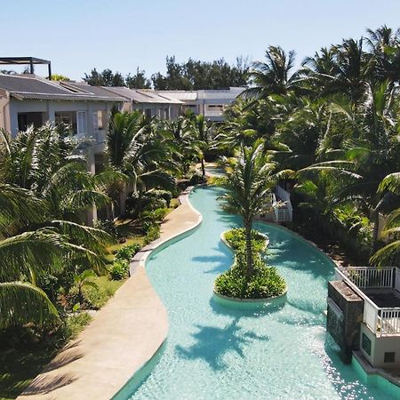 Villa Eden: Beachfront Luxury with Private Rooftop Pool Grand Baie Exterior photo