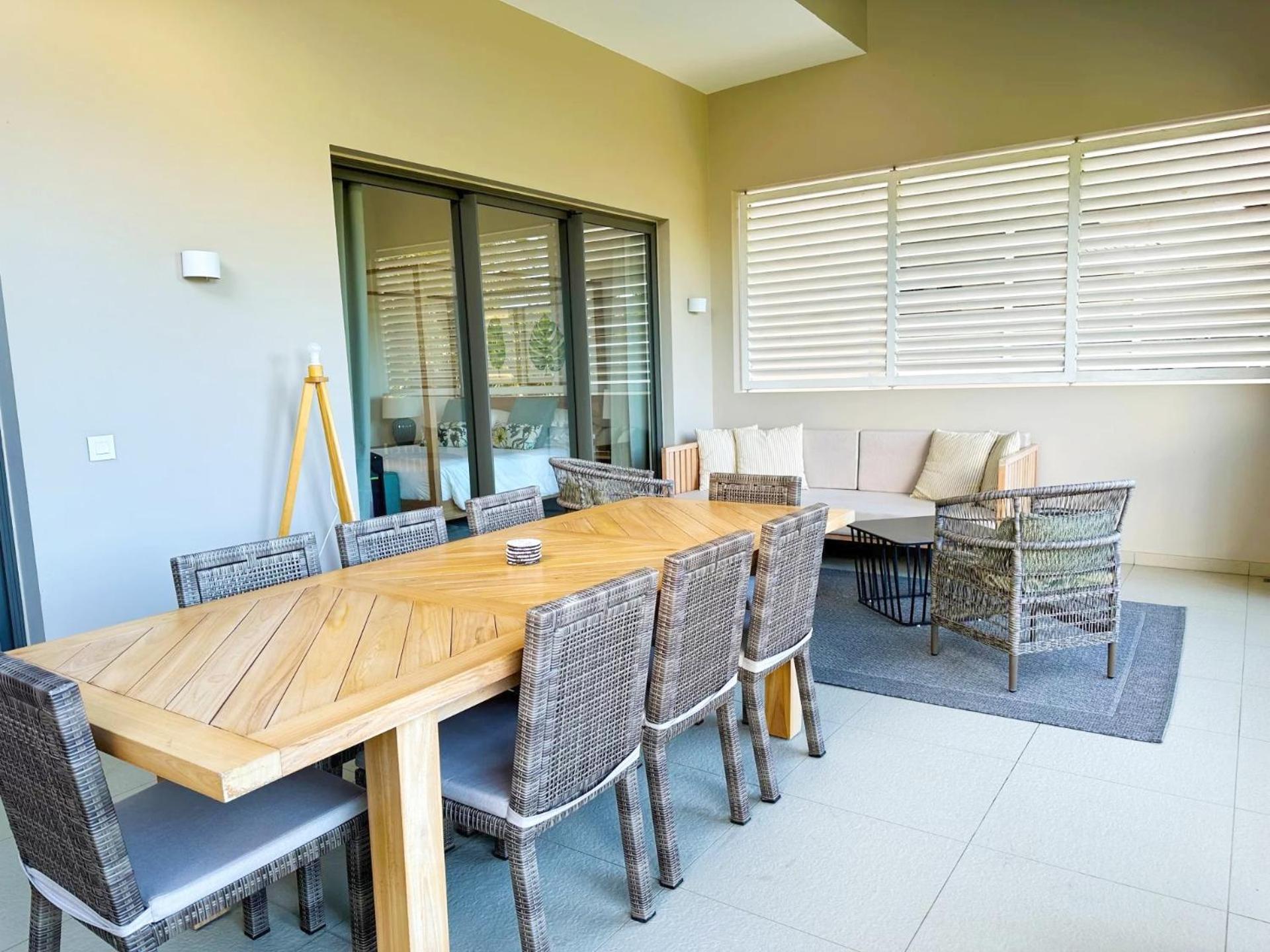 Villa Eden: Beachfront Luxury with Private Rooftop Pool Grand Baie Exterior photo
